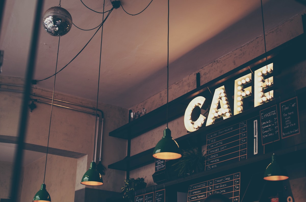 Disco Café Mexico City: Condesa Coffee, Vinyl, and Smash Burgers